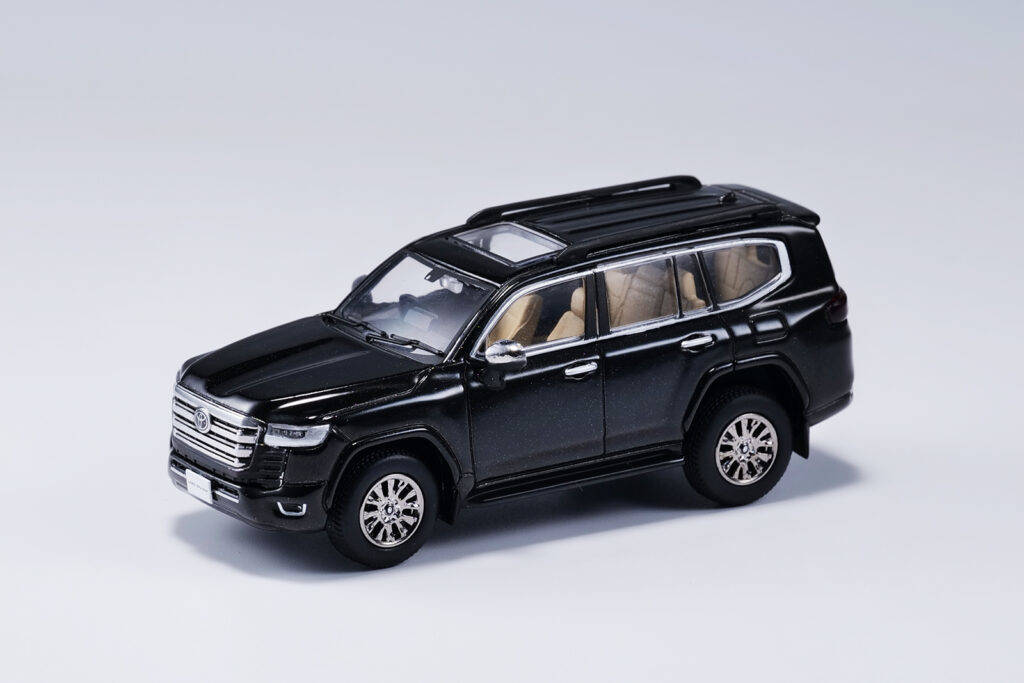 GCD - Toyota Land Cruiser 300 - Black - 1:64 Scale Diecast Model