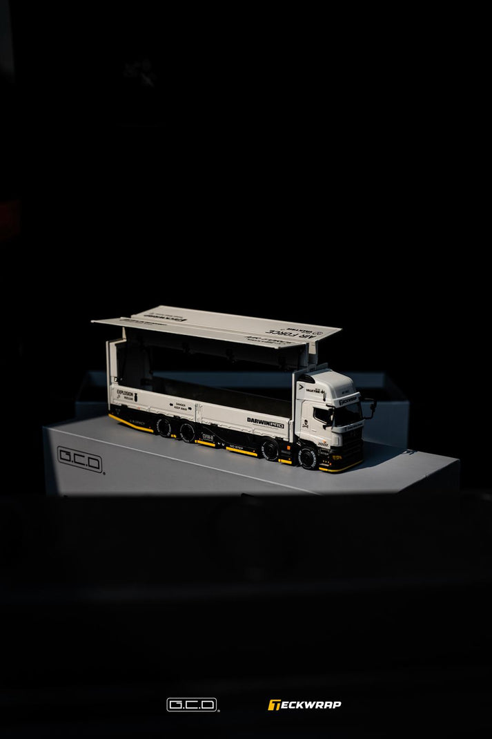 GCD - Air Force - DarwinPro & Techwrap - Truck - 1:64 Scale Model