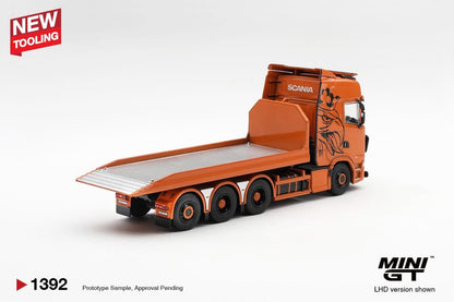 Mini GT Scania 770S B8X4NA Hooklift Flatbed Orange 1:64 diecast model