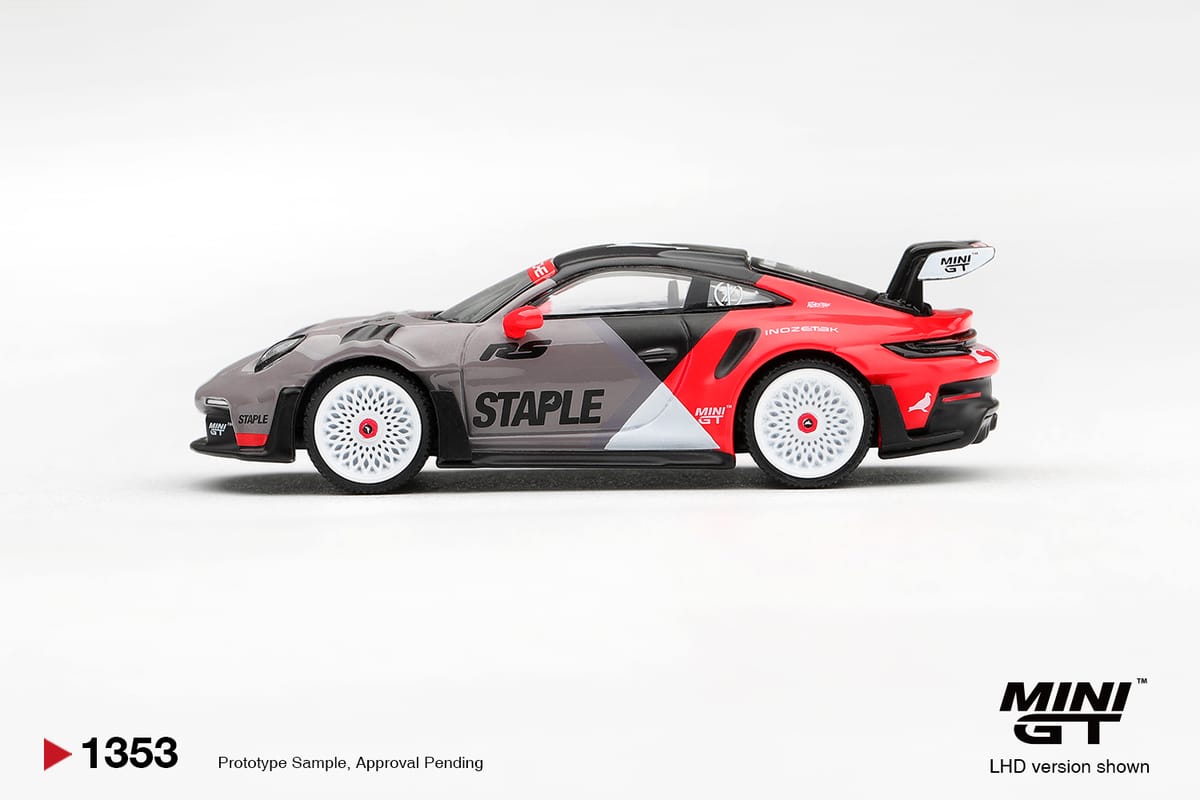 Mini GT Porsche 911 GT3 RS Staple x Inozetek Box 1:64 - view 2