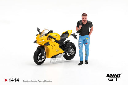 Mini GT Ducati Panigale V4 S Giallo with Figure Box 1:64 - view 1