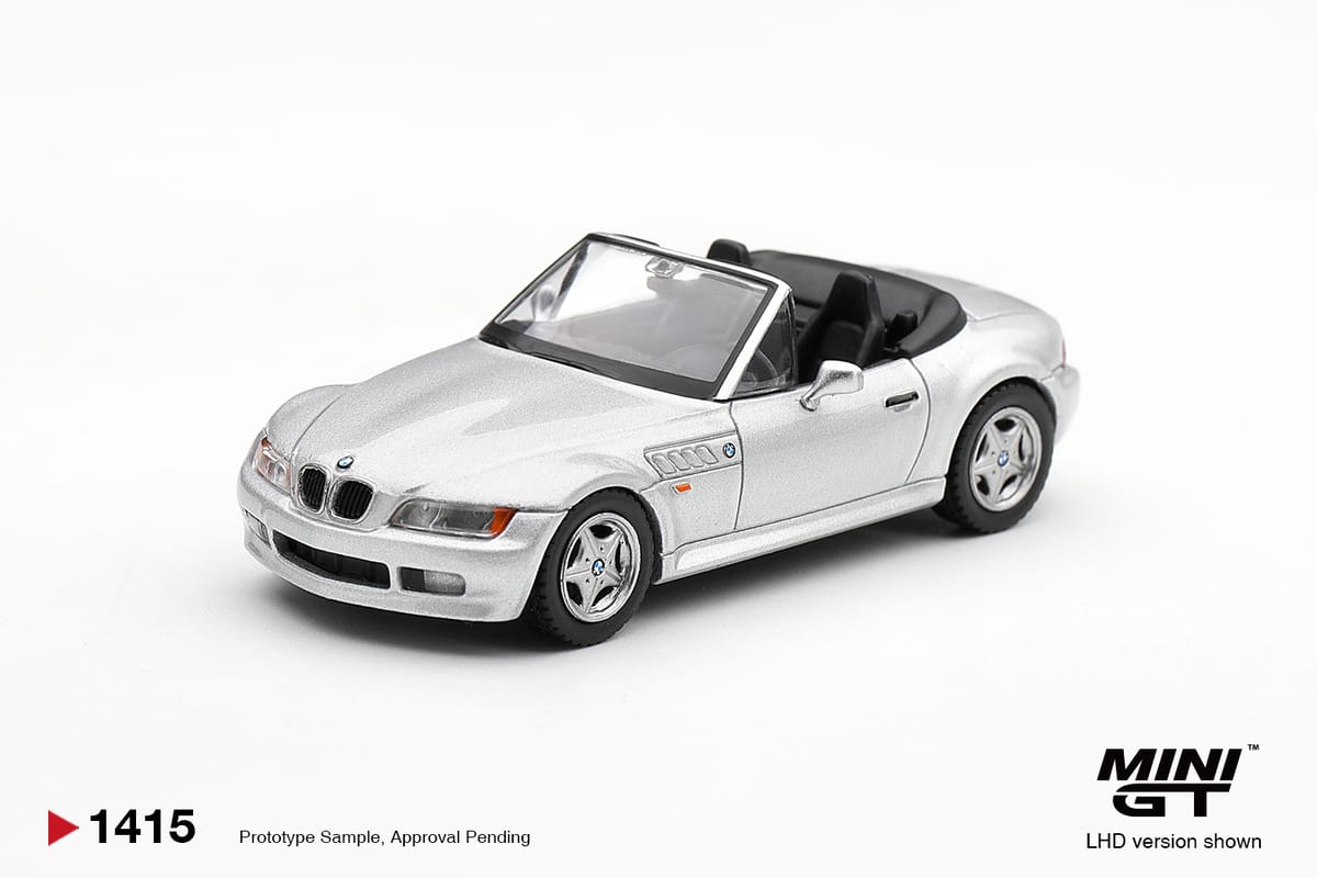 Mini GT BMW Z3 Titanium Silver Box 1:64 - view 1