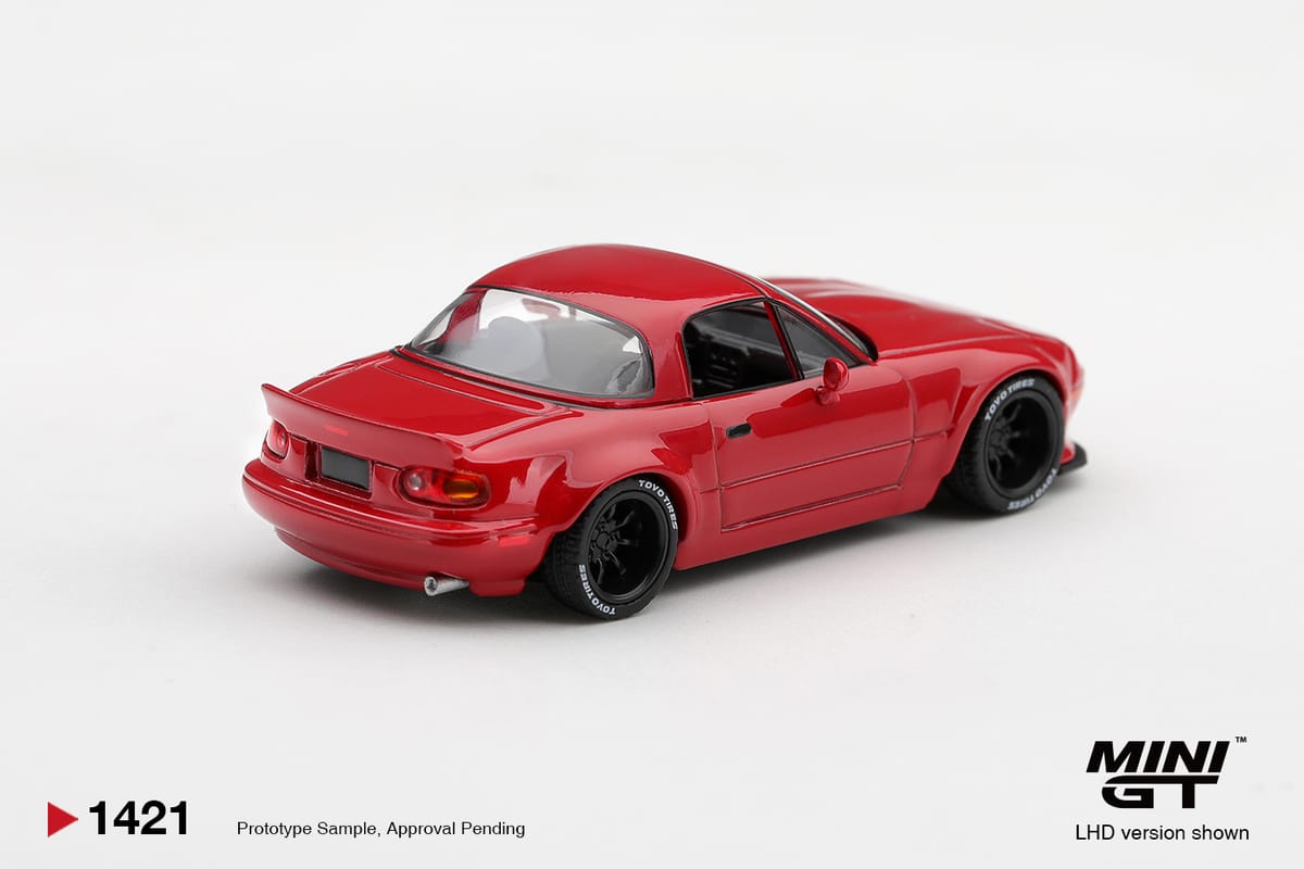 Mini GT Mazda MX-5 NA Pandem Classic Red 1:64 - view 3