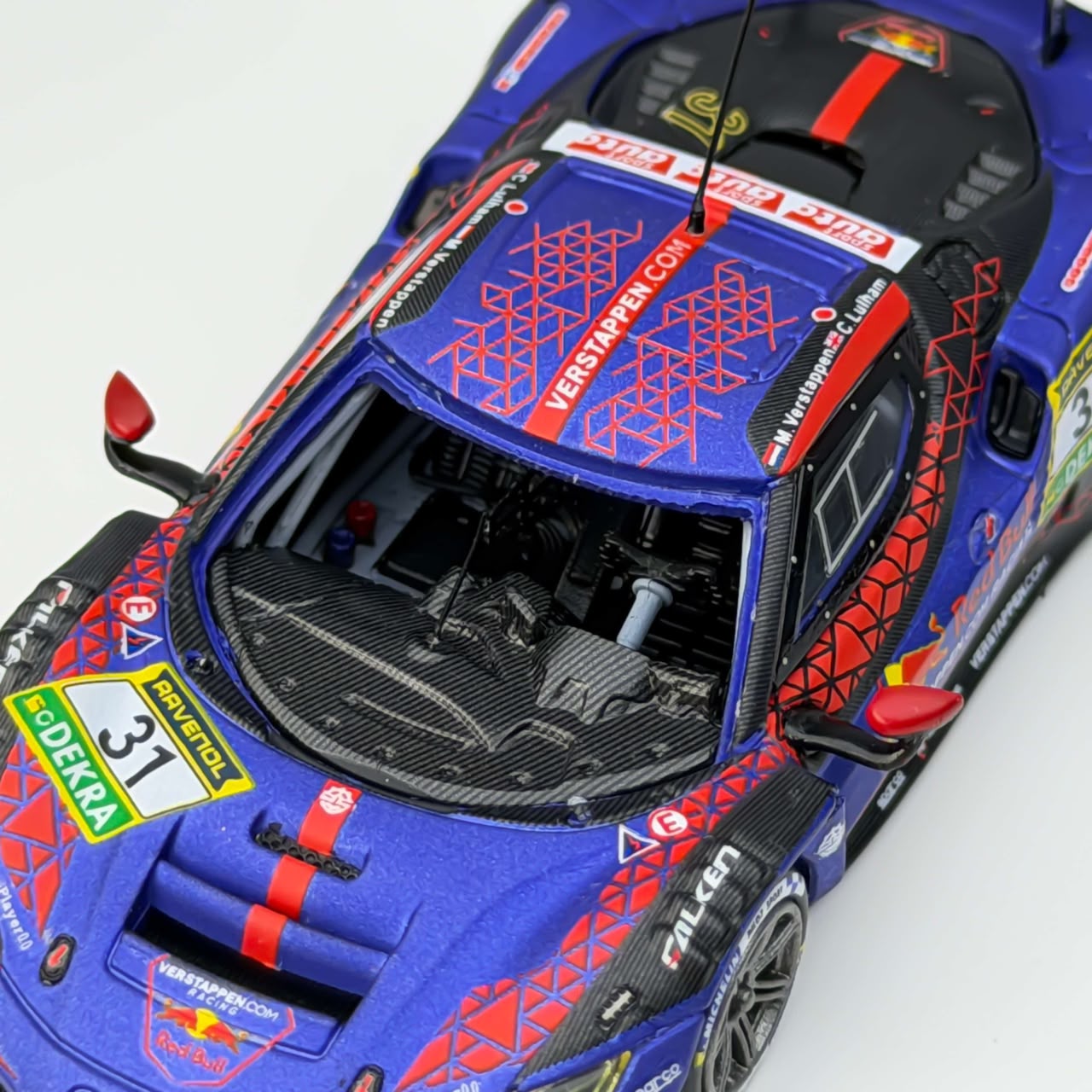 Top Lux - 296 GT3 Red Bull #31 - 1:64 Diecast - Pre-Order