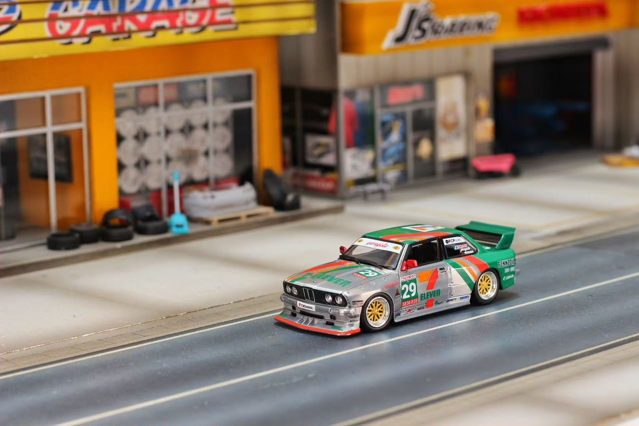 Ghost Player - E30 Varnish 711 Livery - Customized Version - 1:64 Diecast Model - PRE ORDER