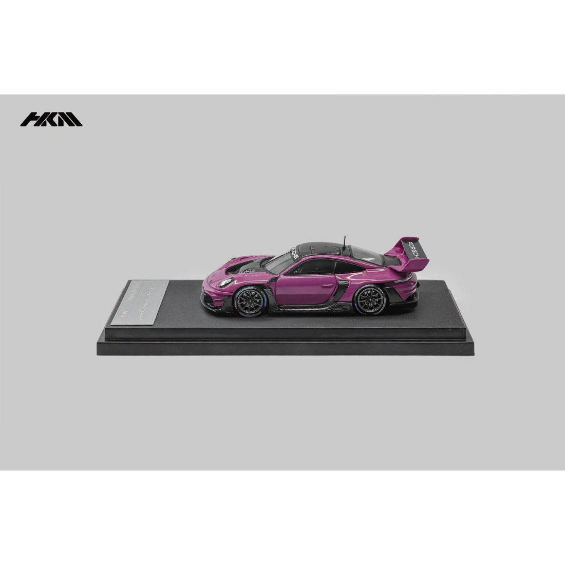HKM Porsche 911 992 GT3 R Rennsport Brumos Wing Ruby Star 1:64 - view 2