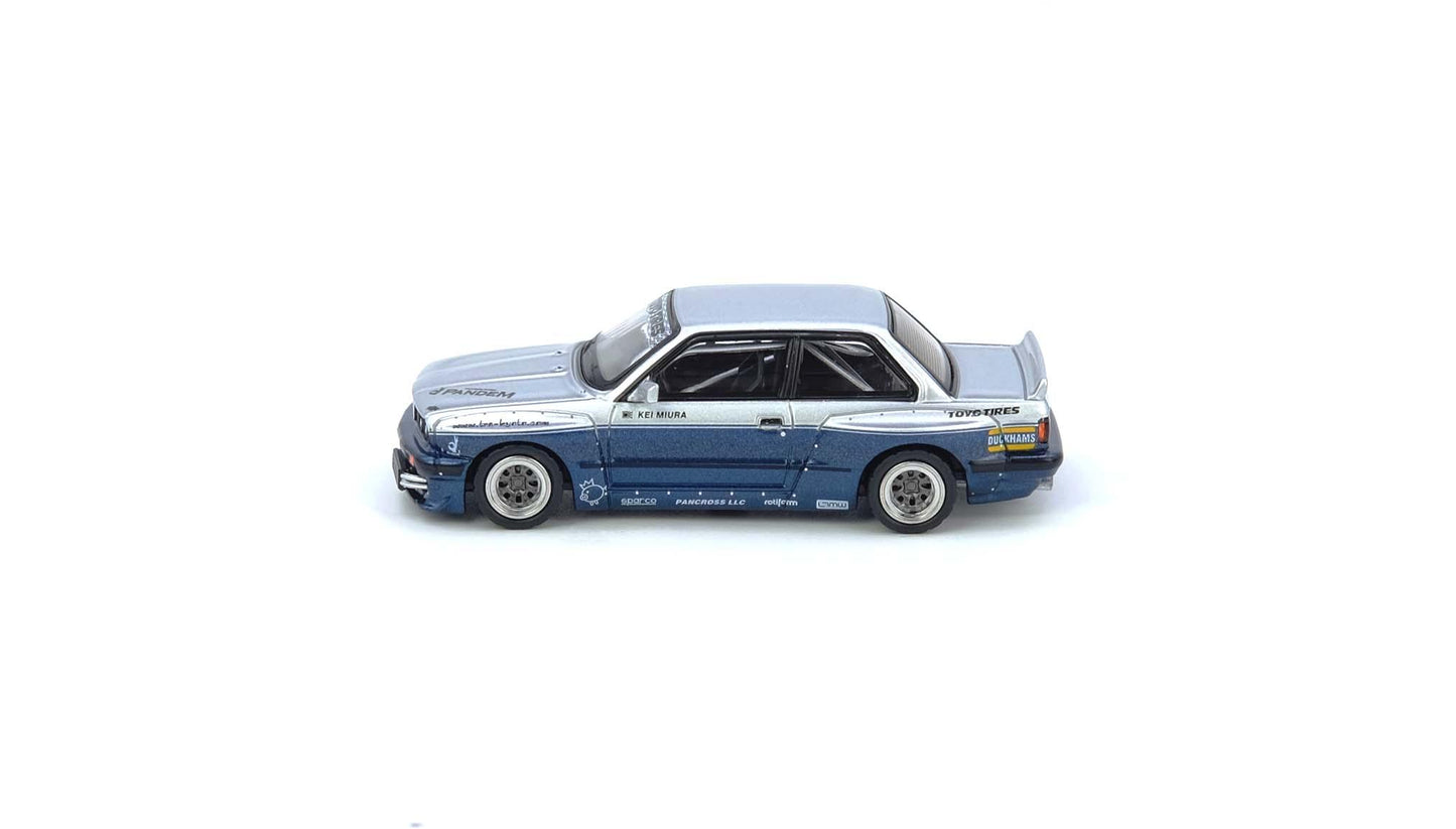 INNO64 Pandem E30 M3 1:64 Silver/Blue - view 2