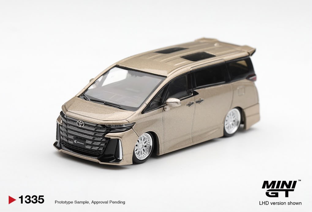 Mini GT - Toyota Vellfire Kuhl Racing - Gold - BOX - Pre Order