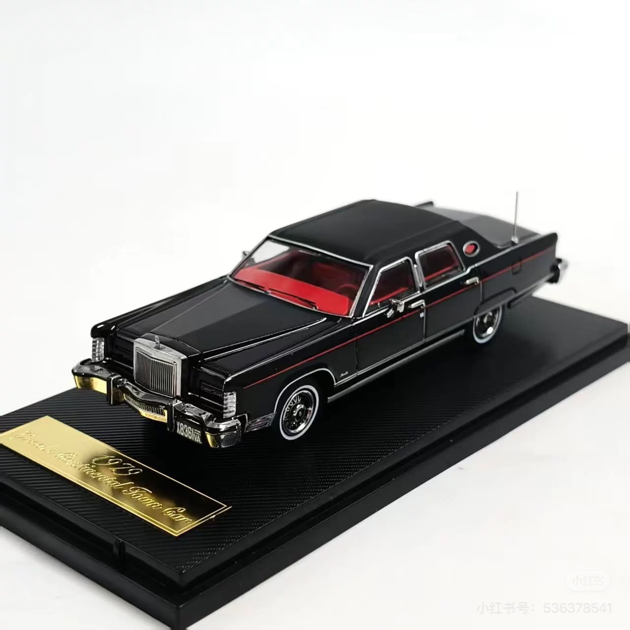 Turning Crush - 1979 Lincoln Continental Town Car (Black, rebadged) - 1:64 Scale Model - Pre Order