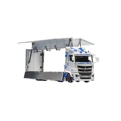 GCD - LBWK Mitsubishi Fuso Super Great Truck - Silver - 1:64 Scale Model