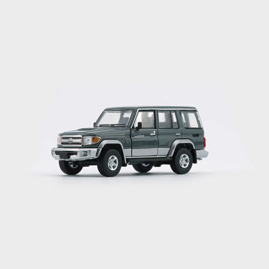BMC - Toyota Land Cruiser LC76 - Grey - 1:64 Scale Model