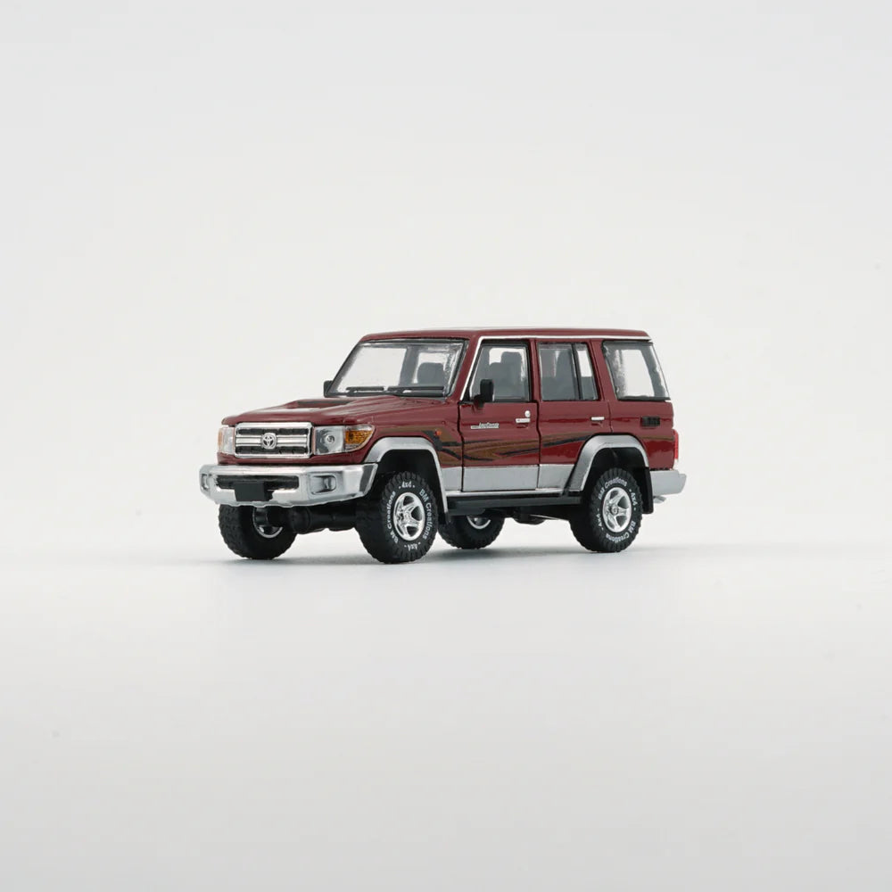 BMC - Toyota Land Cruiser LC76 - Red - 1:64 Scale Model