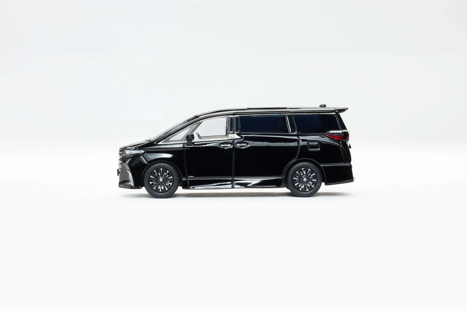 2023 Toyota Alphard – Black | Massdi Diecast Model - Torque Tribe