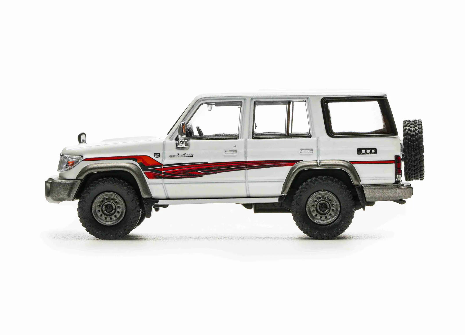 1994 Toyota Land Cruiser LC76 - White - Massdi - Torque Tribe