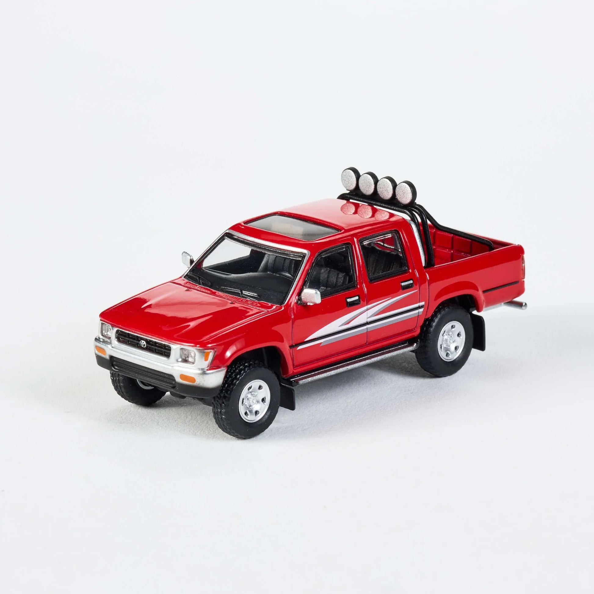 Massdi - Toyota Hilux LN107 1994 - Red - 1:64 Scale - Torque Tribe