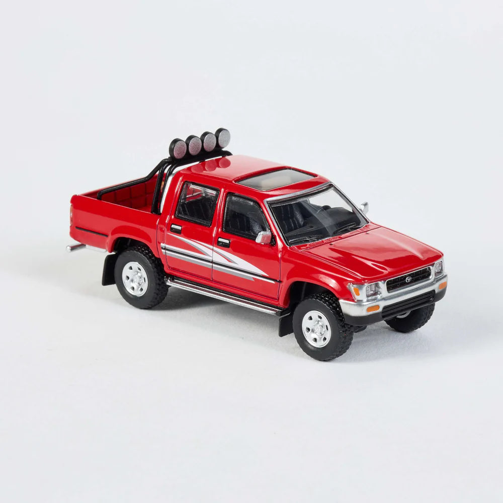 Massdi - Toyota Hilux LN107 1994 - Red - 1:64 Scale - Torque Tribe