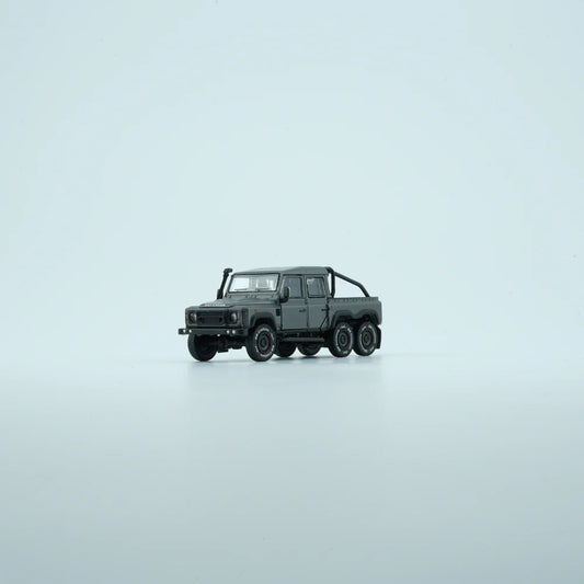 BMC - Land Rover  Defender 110 PickUp 6x6 Acc Pack 2016 - 1:64 Scale Model
