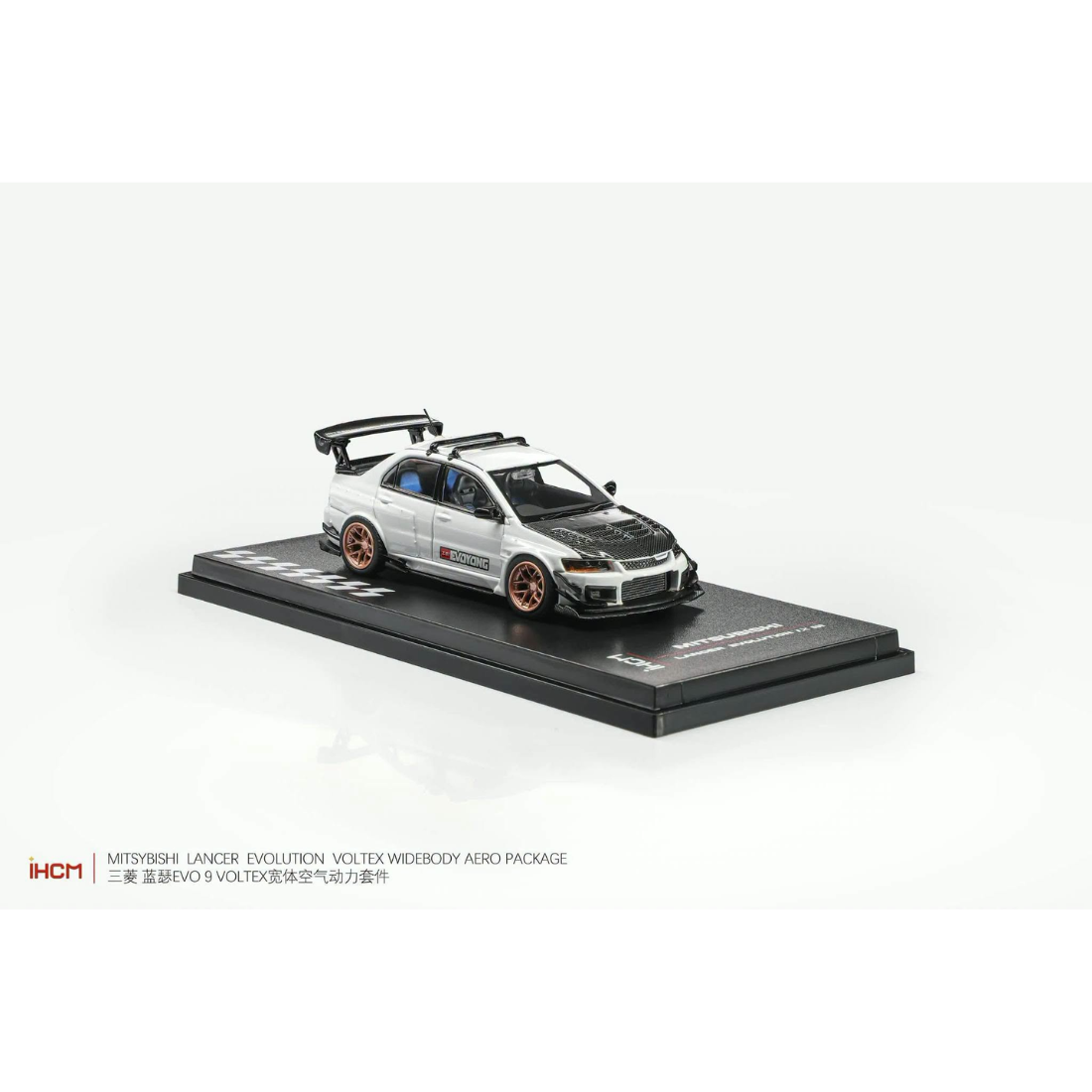 iHCM64 Mitsubishi Lancer Evolution IX White 1:64 - view 3