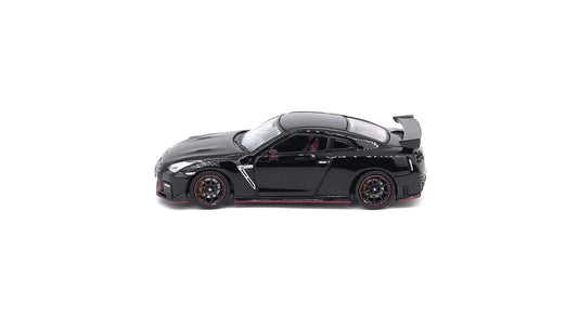 INNO64 Nissan GT-R R35 Nismo 1:64 Black - view 2