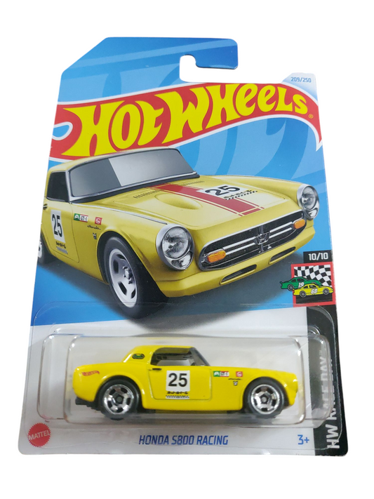Honda S800 Racing - HW Race Day - Torque Tribe