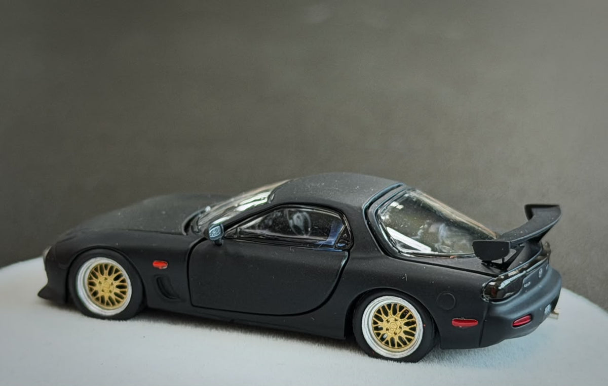 PGM - Mazda RX-7 - Luxury Version - 1:64 Scale Model - PRE ORDER